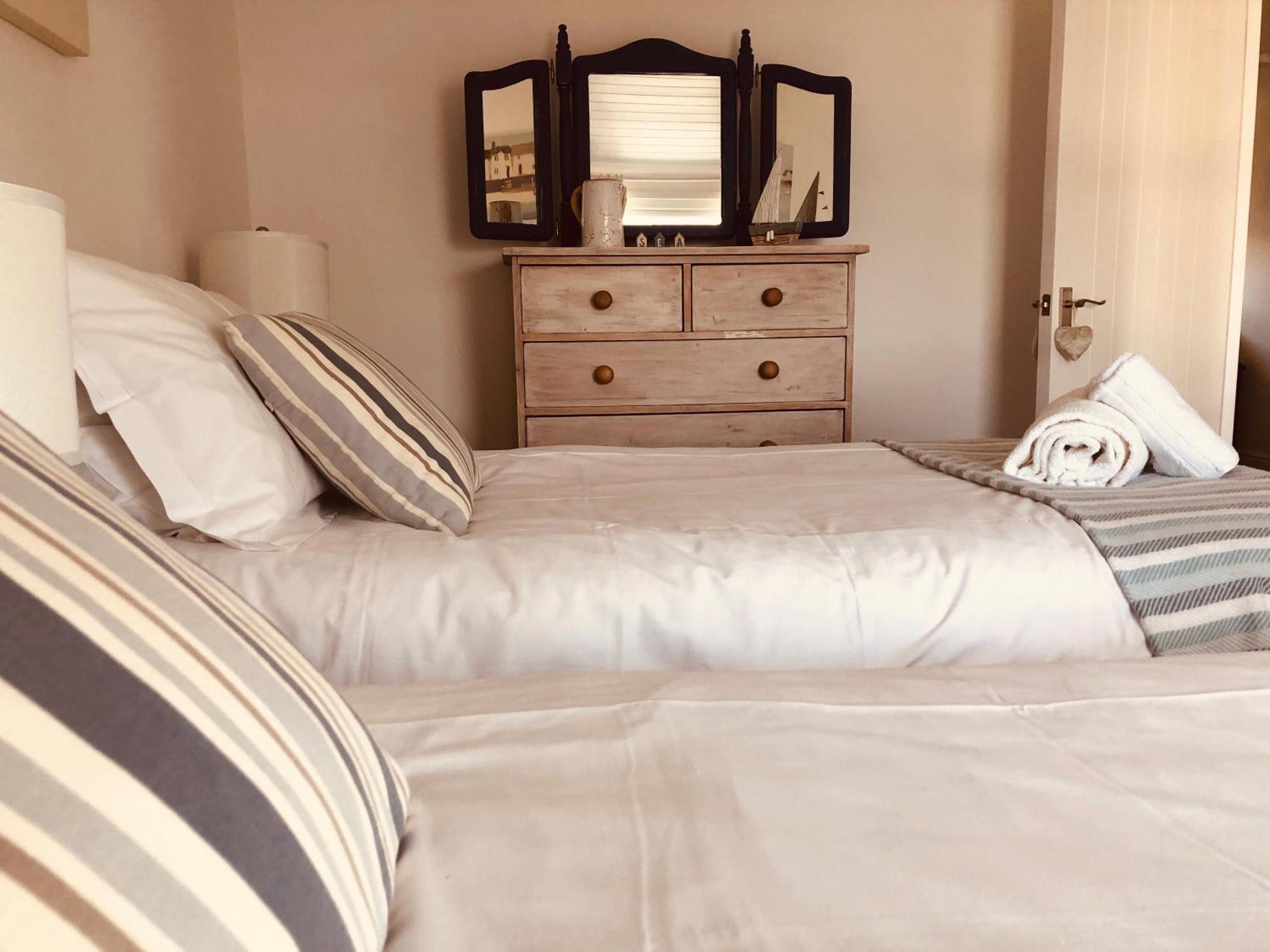 Bay House Lundy Port Isaac Apartment With Sea Views & Parking Exterior photo